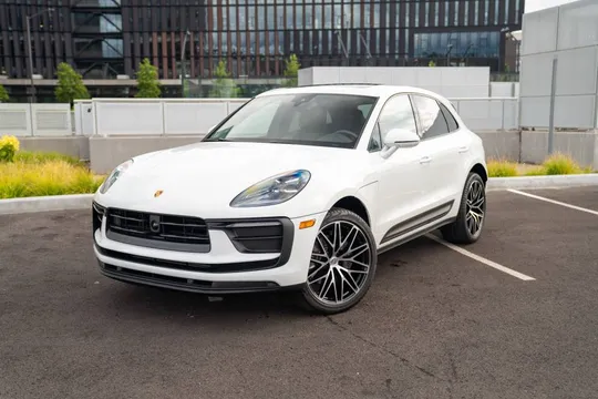2023 Porsche Macan