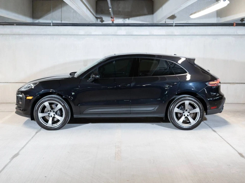 2023 Porsche Macan - Image 2 of 5
