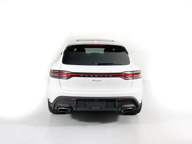 2023 Porsche Macan - Image 4 of 5