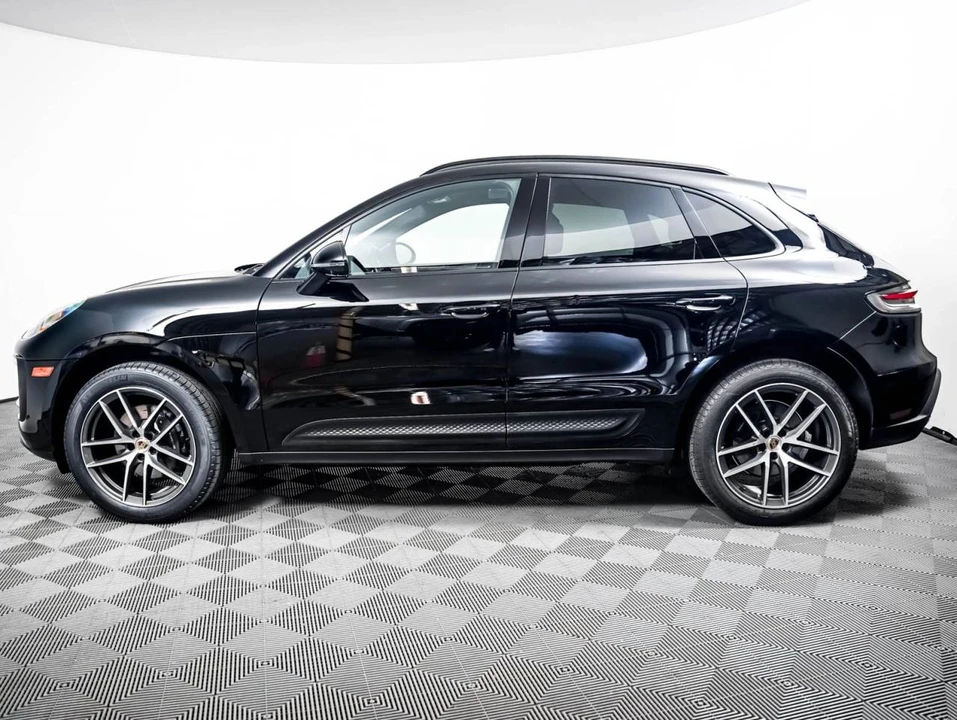 2023 Porsche Macan T - Image 2 of 5