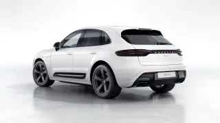 2023 Porsche Macan - Image 22 of 31