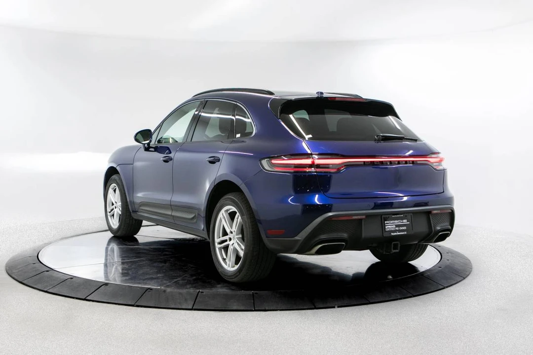 2023 Porsche Macan T - Image 3 of 5