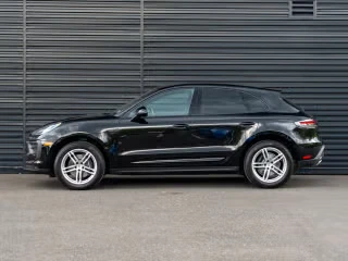 2023 Porsche Macan - Image 9 of 31