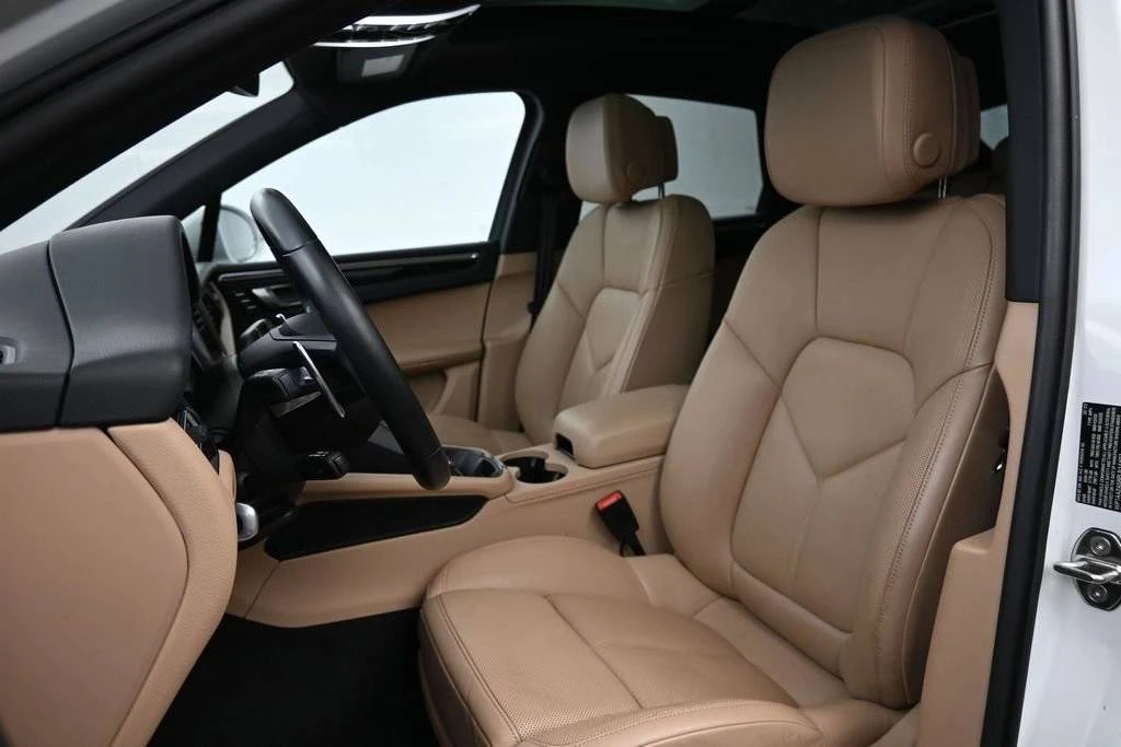 2023 Porsche Macan - Image 5 of 5
