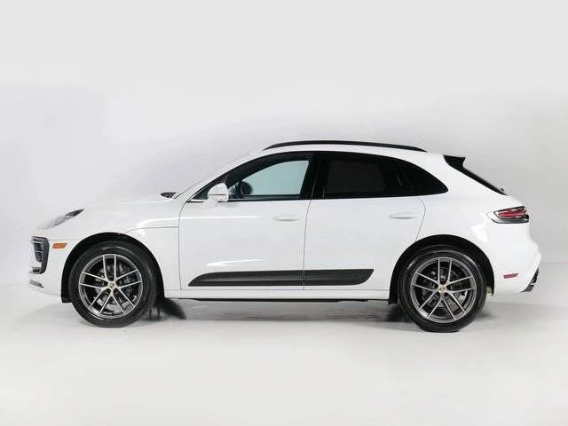 2023 Porsche Macan - Image 2 of 5
