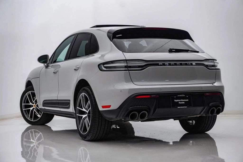 2023 Porsche Macan T - Image 3 of 5
