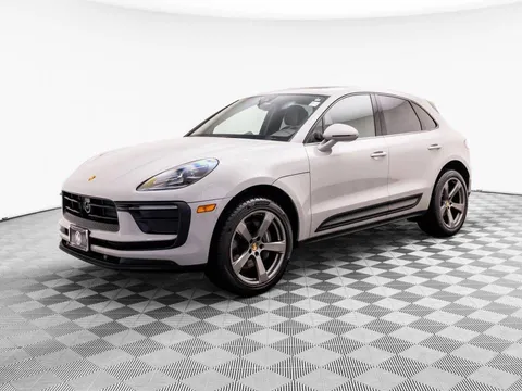 2023 Porsche Macan