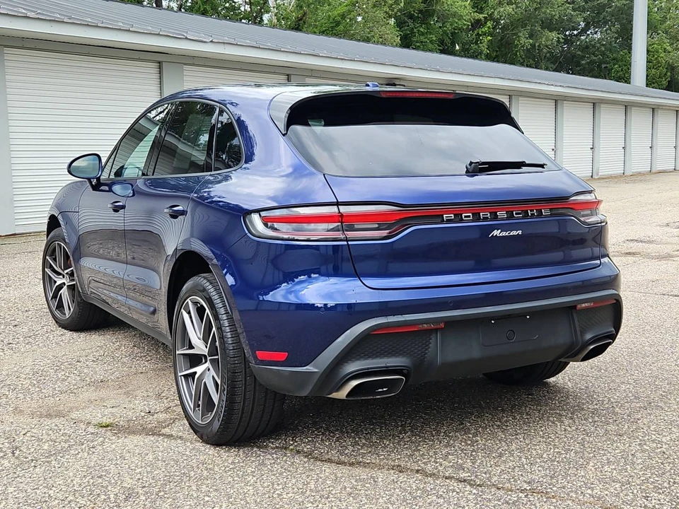 2023 Porsche Macan T - Image 3 of 5