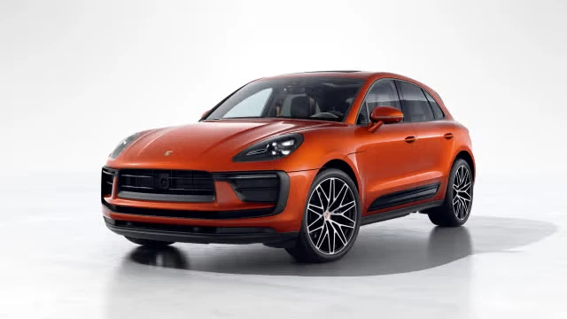 2023 Porsche Macan - Image 2 of 31