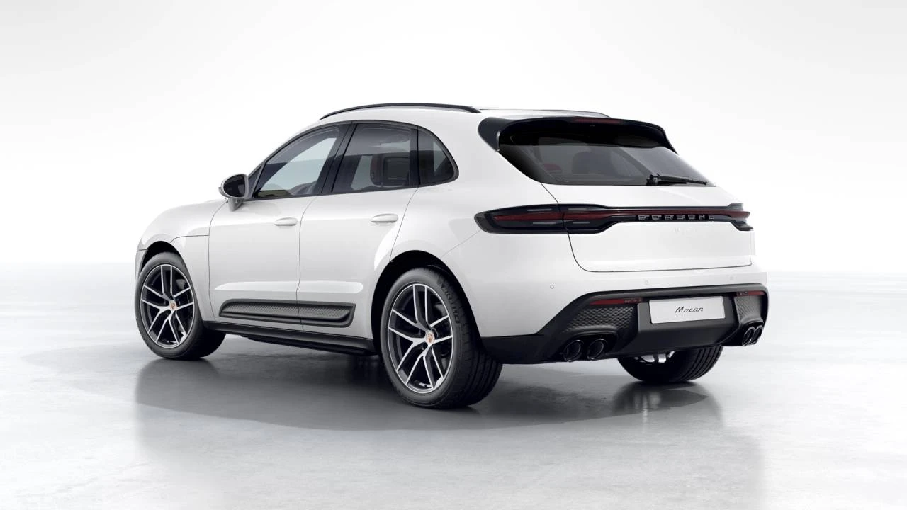 2023 Porsche Macan - Image 3 of 5