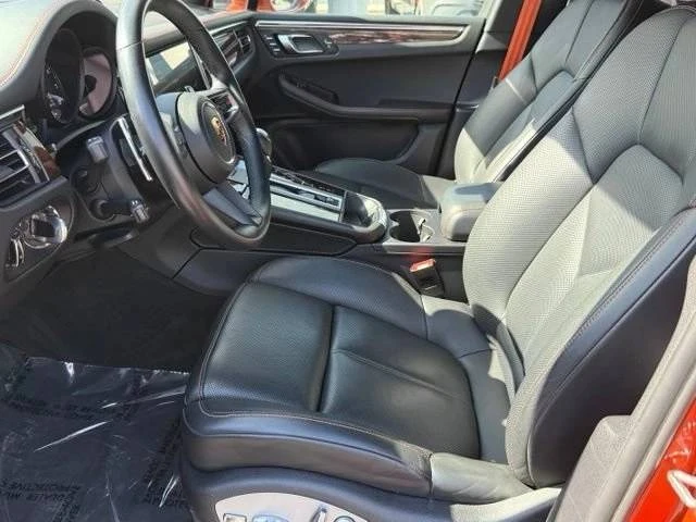 2023 Porsche Macan - Image 5 of 5