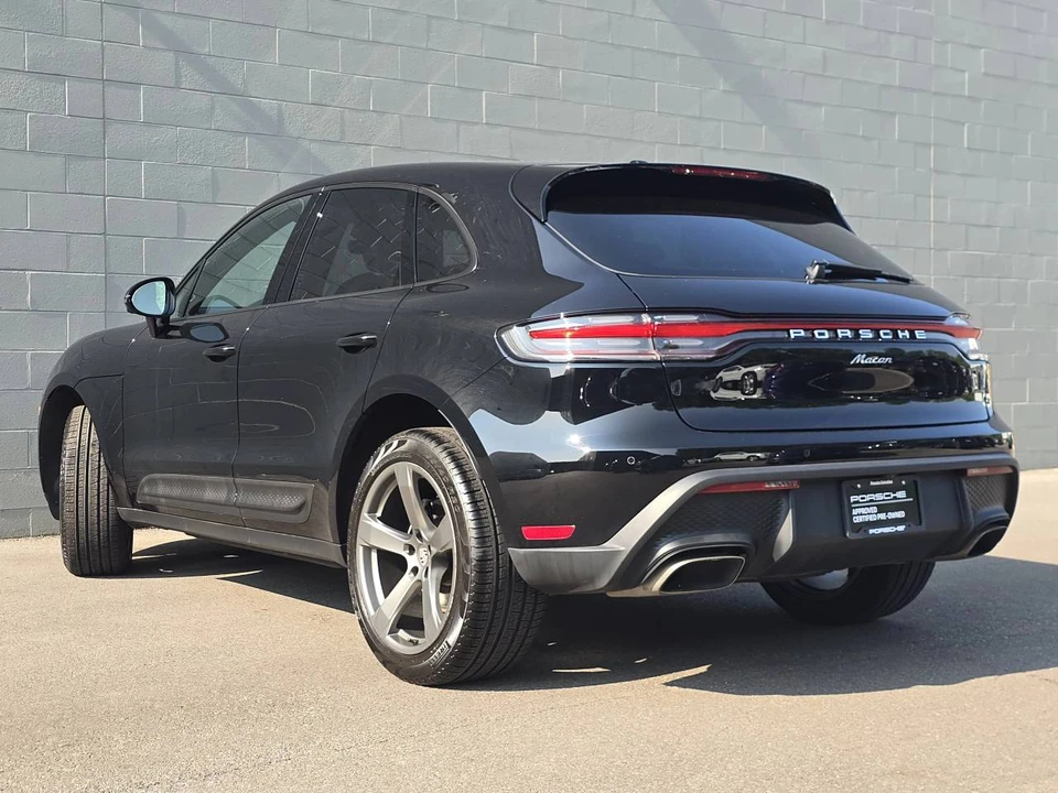 2023 Porsche Macan - Image 3 of 5