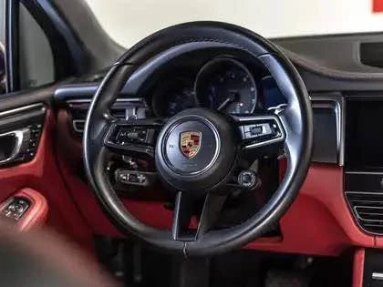 2023 Porsche Macan T - Image 4 of 7