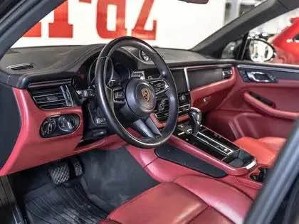 2023 Porsche Macan T - Image 5 of 7