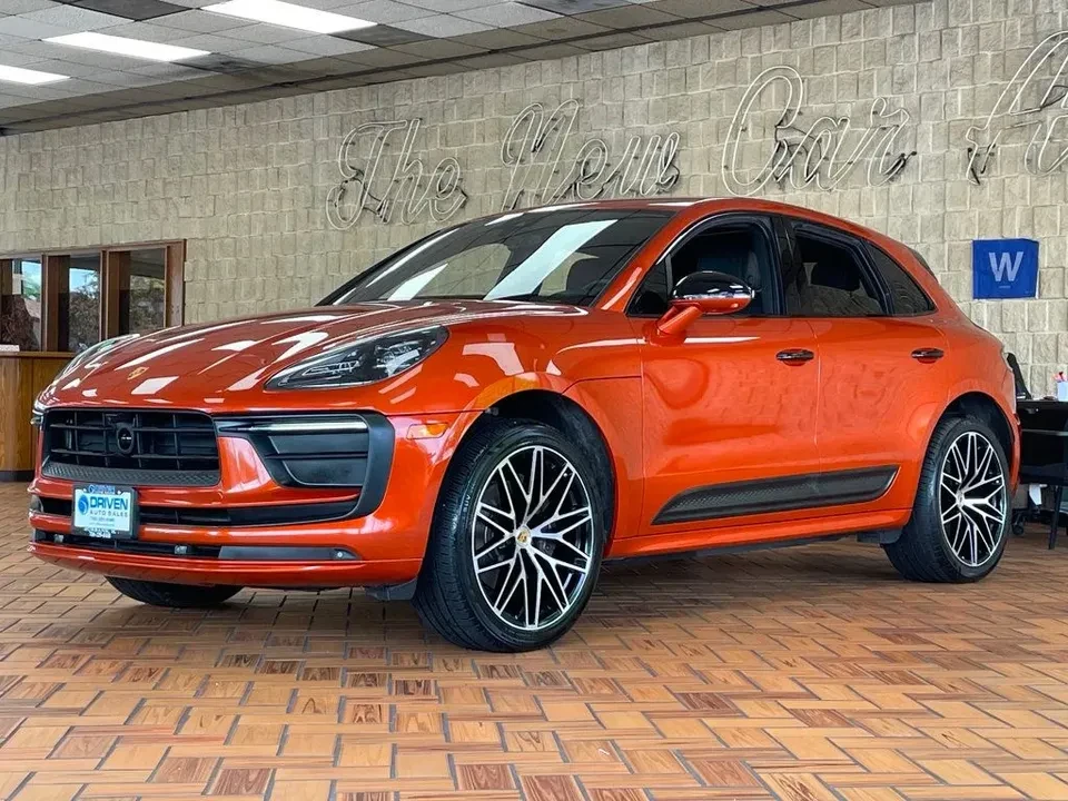 2023 Porsche Macan T - Image 3 of 20