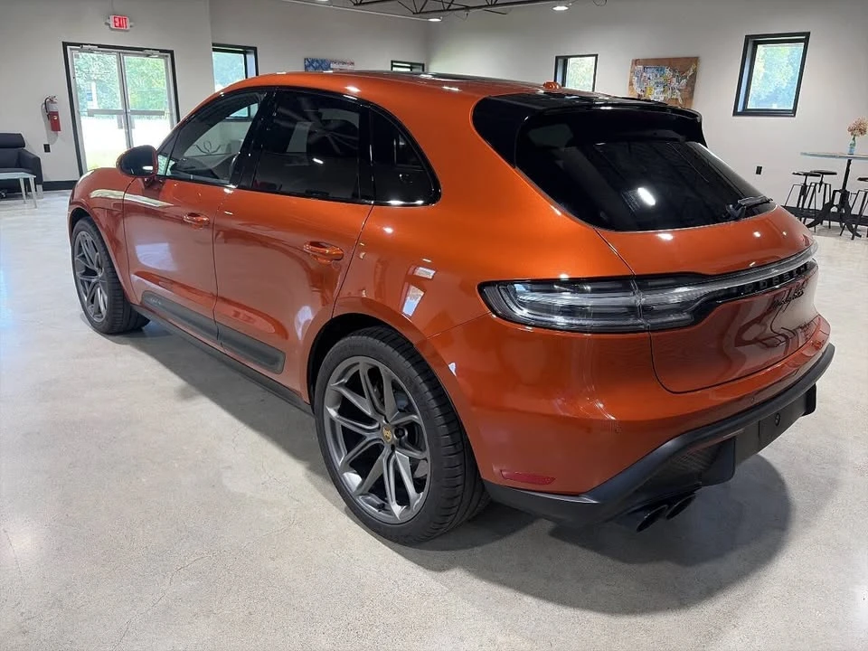 2023 Porsche Macan - Image 6 of 20
