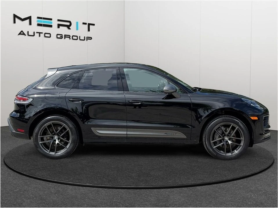 2023 Porsche Macan T - Image 10 of 20
