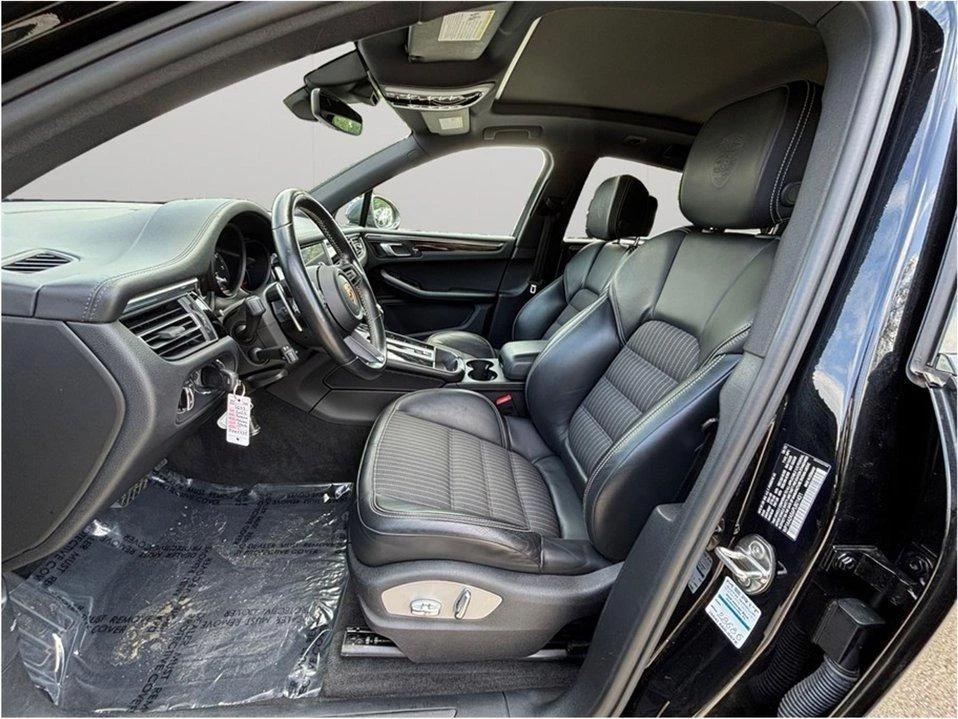 2023 Porsche Macan T - Image 2 of 20
