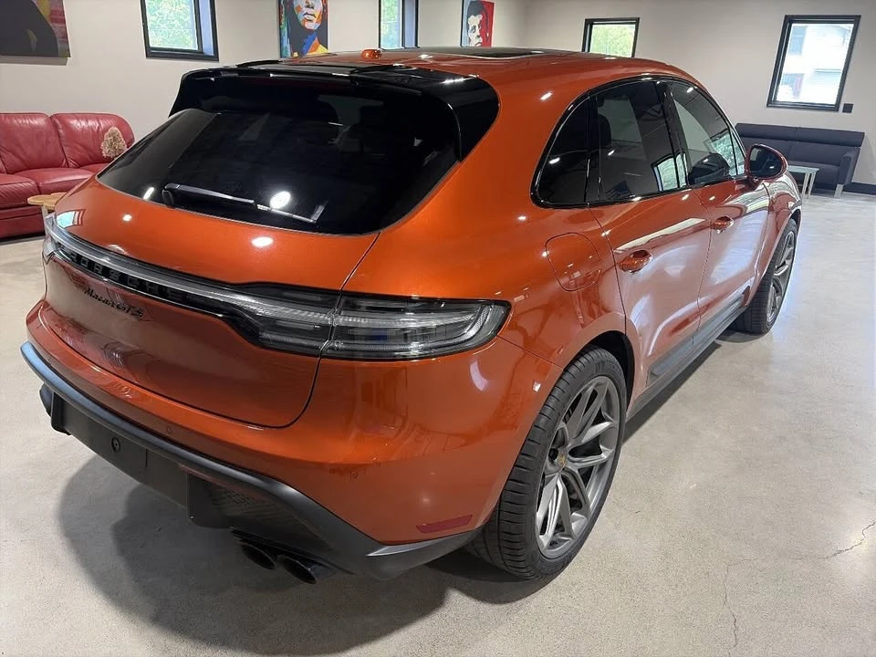 2023 Porsche Macan - Image 4 of 20