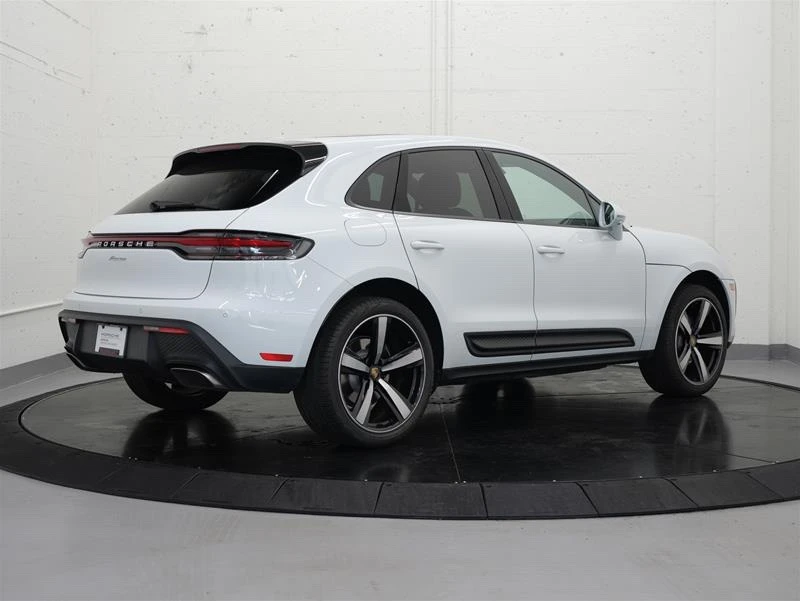 2023 Porsche Macan - Image 6 of 18