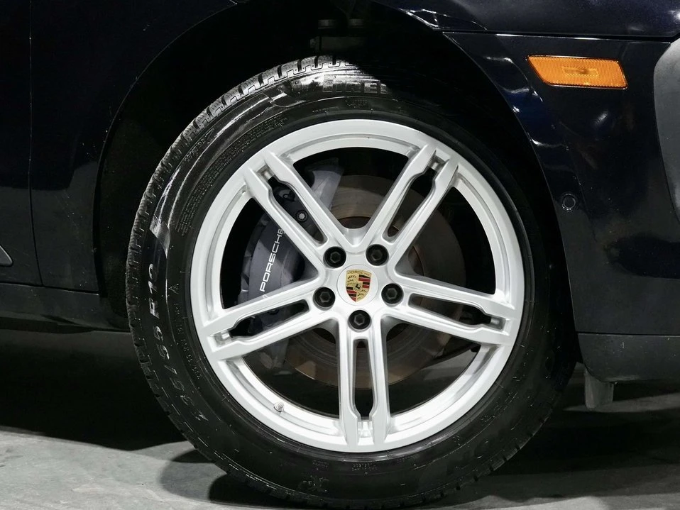 2023 Porsche Macan T - Image 4 of 20
