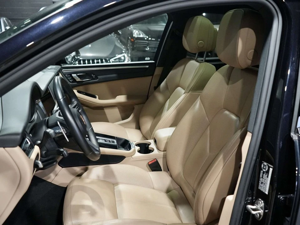 2023 Porsche Macan T - Image 14 of 20