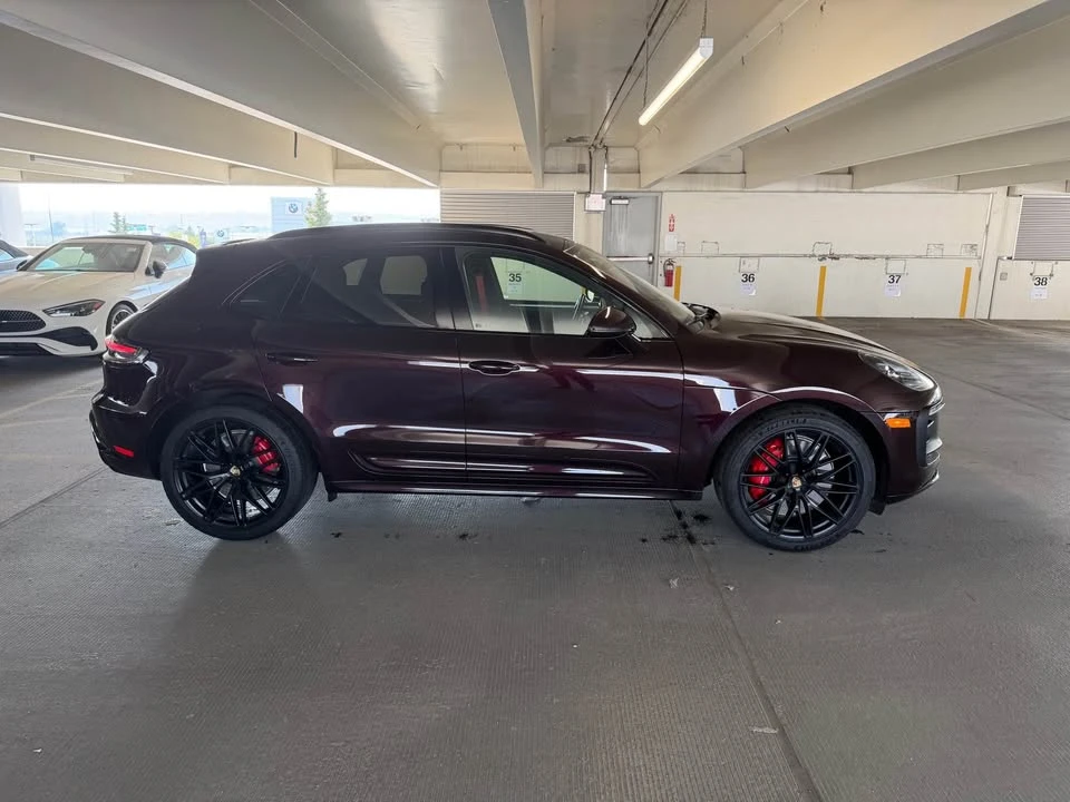 2023 Porsche Macan - Image 4 of 9