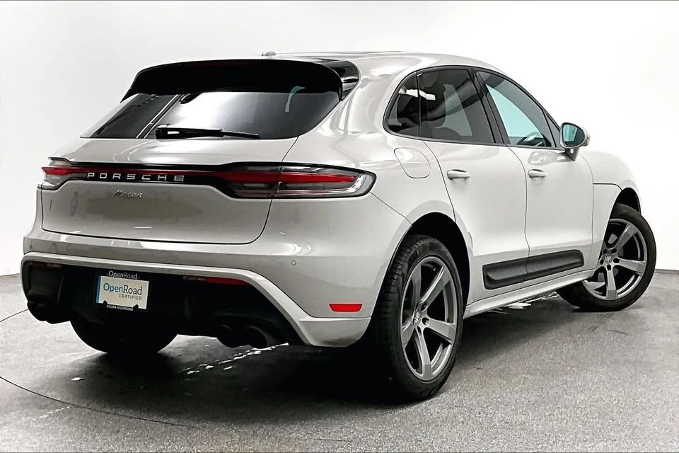 2023 Porsche Macan - Image 5 of 19