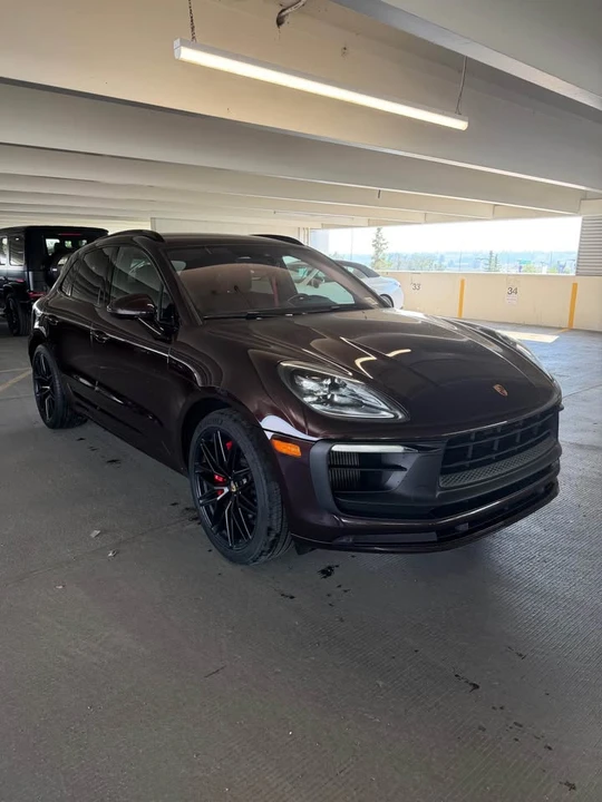 2023 Porsche Macan - Image 3 of 9