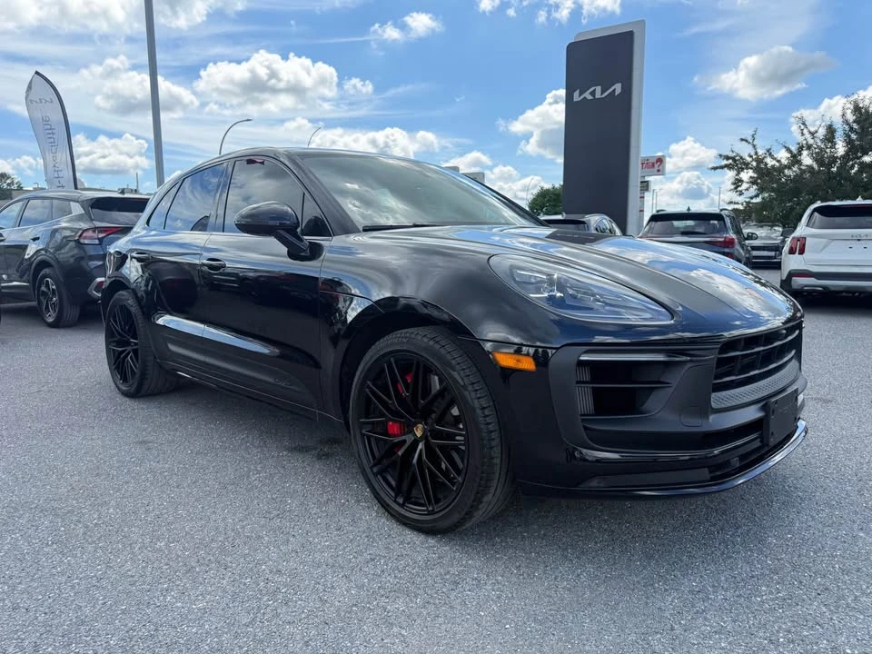 2023 Porsche Macan - Image 4 of 13