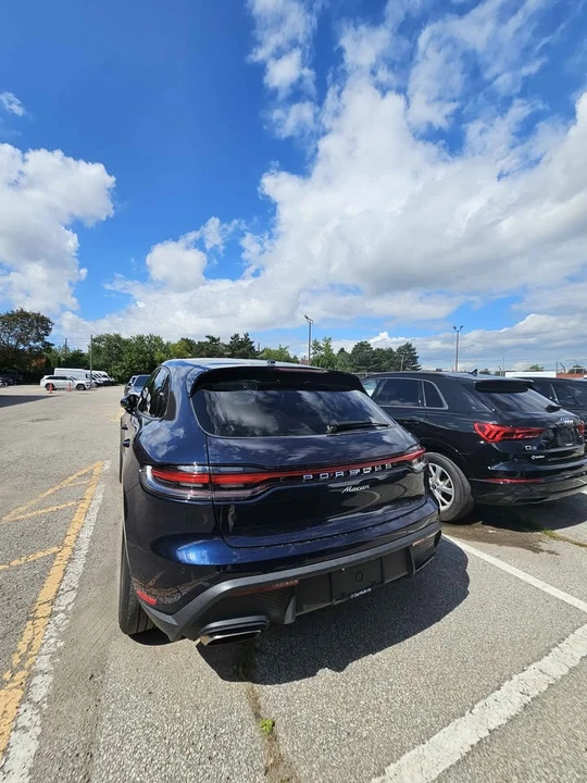 2023 Porsche Macan T - Image 4 of 4