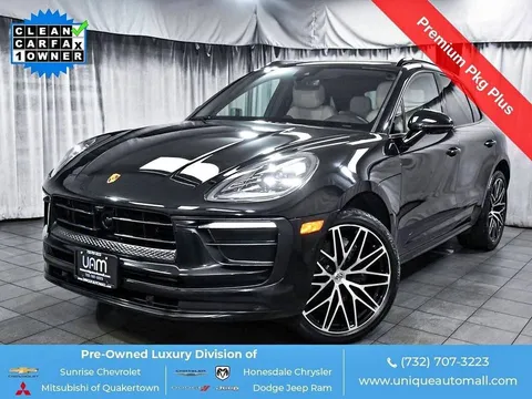 2023 Porsche Macan Base