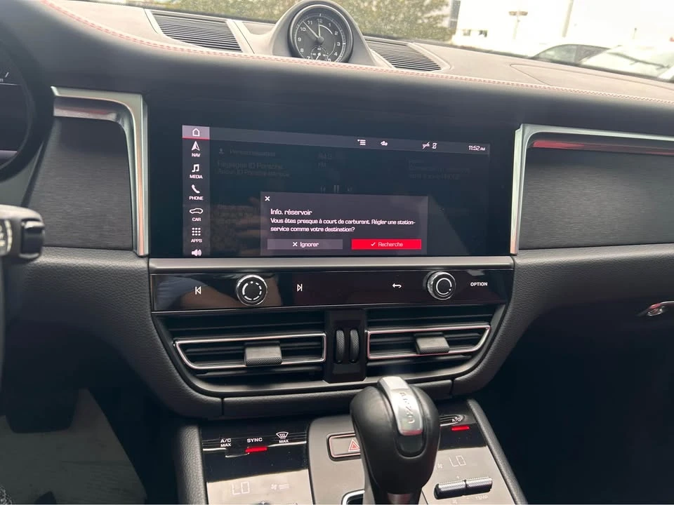 2023 Porsche Macan T - Image 8 of 8