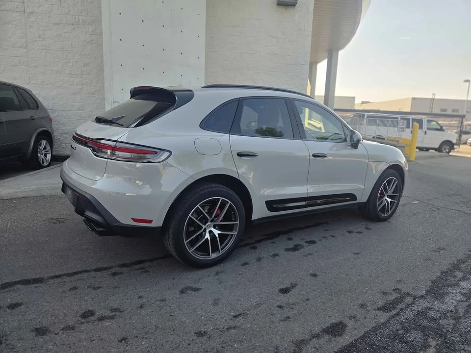 2023 Porsche Macan - Image 6 of 19