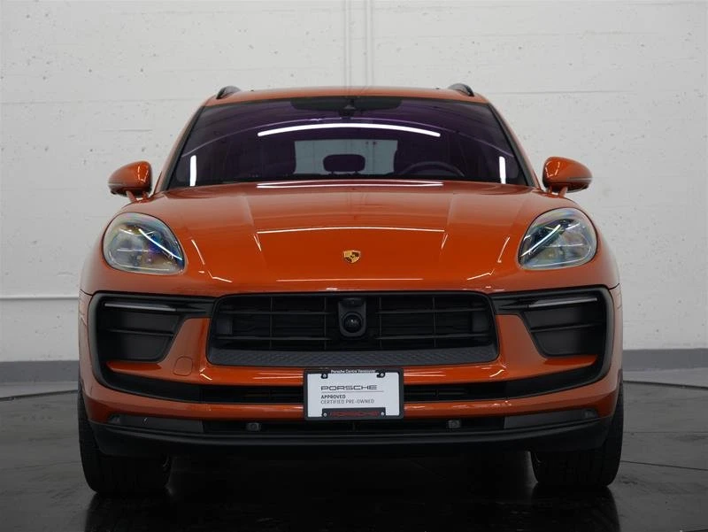 2023 Porsche Macan - Image 9 of 20