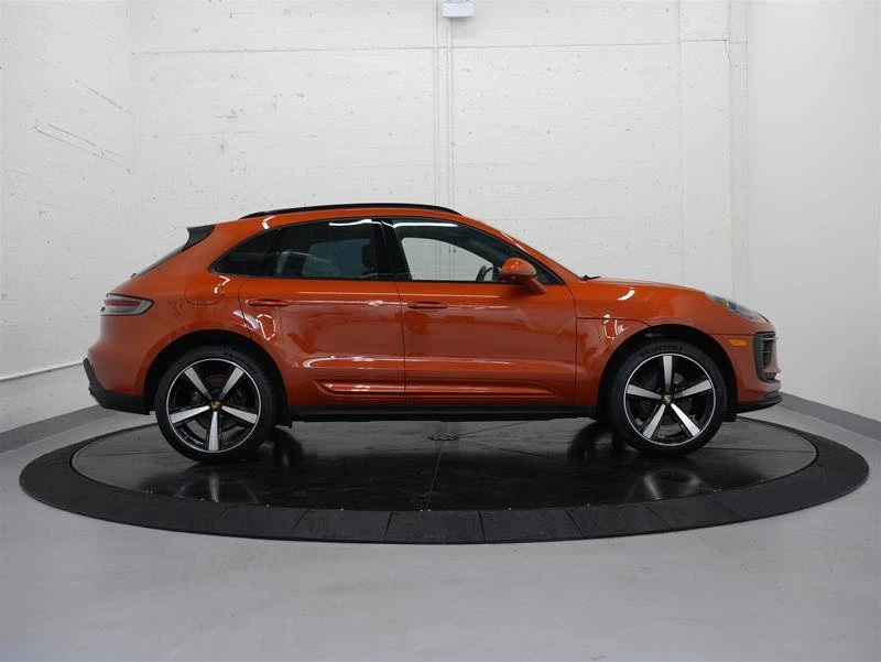 2023 Porsche Macan - Image 8 of 20