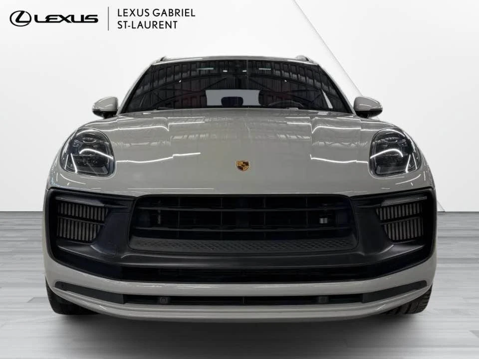 2023 Porsche Macan - Image 8 of 18