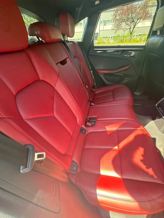 2023 Porsche Macan T - Image 7 of 11