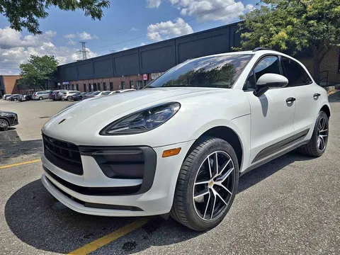 2023 Porsche Macan T