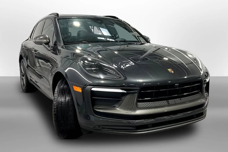 2023 Porsche Macan T - Image 3 of 10