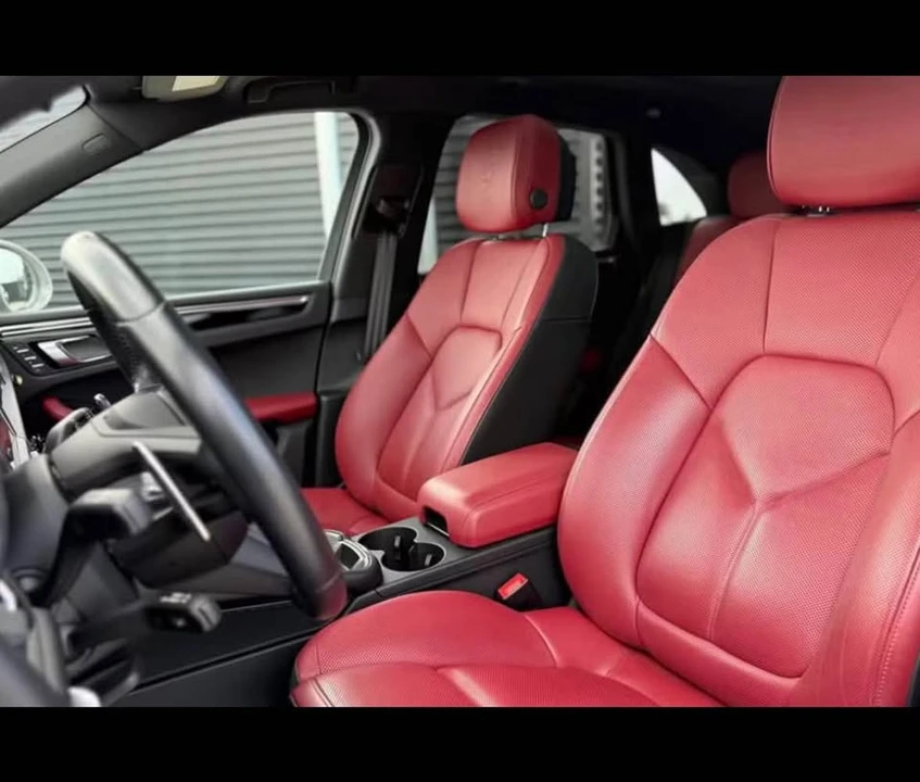 2023 Porsche Macan T - Image 5 of 11