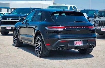2023 Porsche Macan - Image 6 of 12