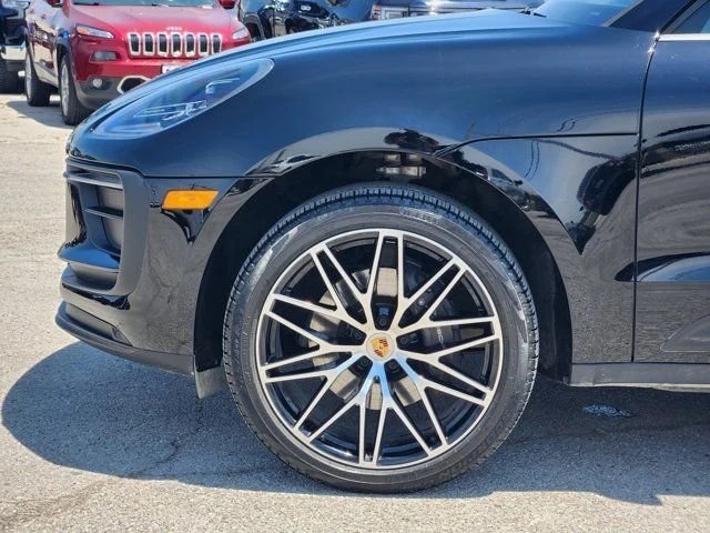 2023 Porsche Macan T - Image 9 of 20