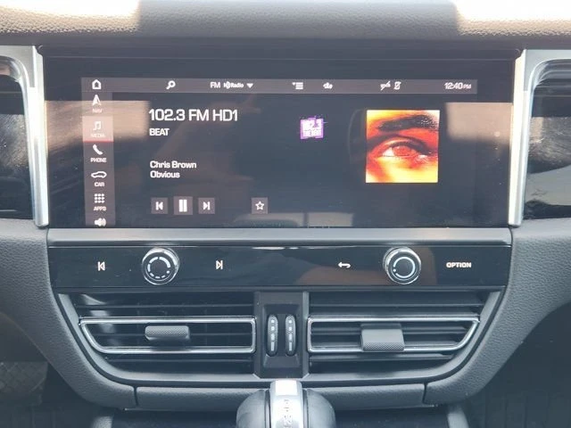 2023 Porsche Macan T - Image 17 of 20