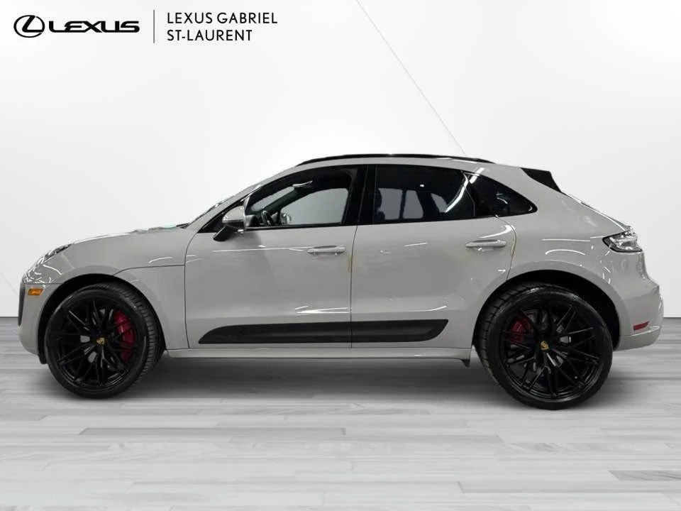 2023 Porsche Macan - Image 2 of 18