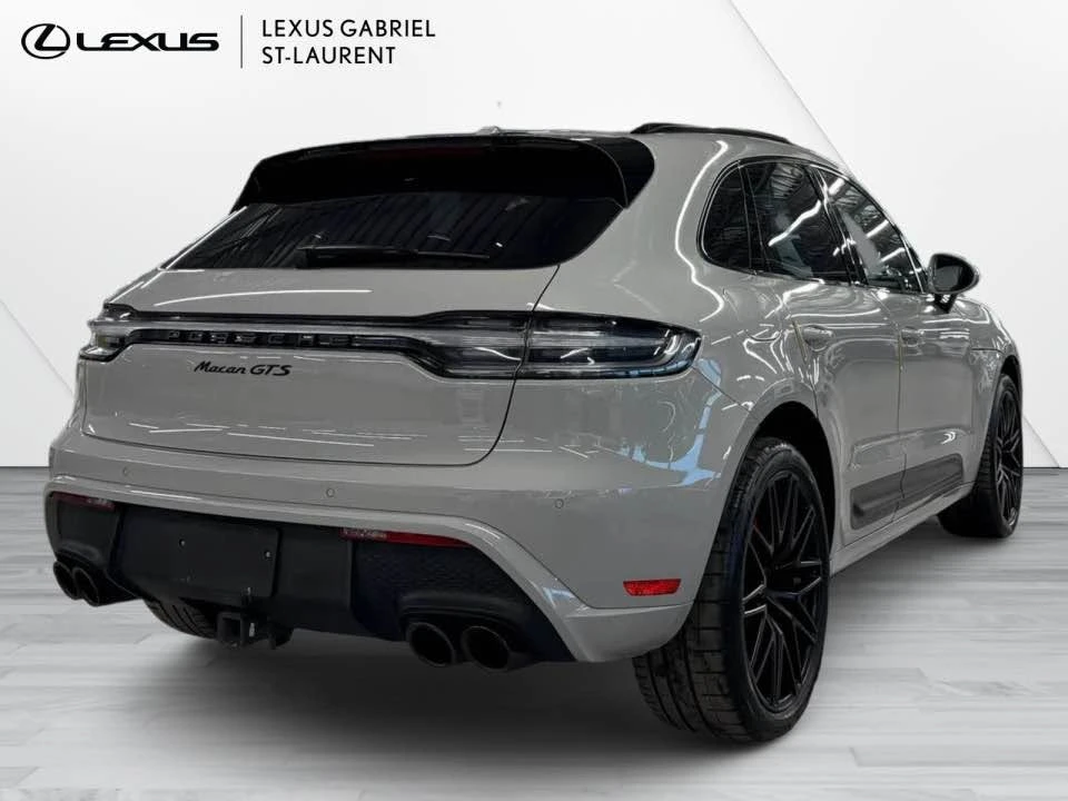 2023 Porsche Macan - Image 7 of 18