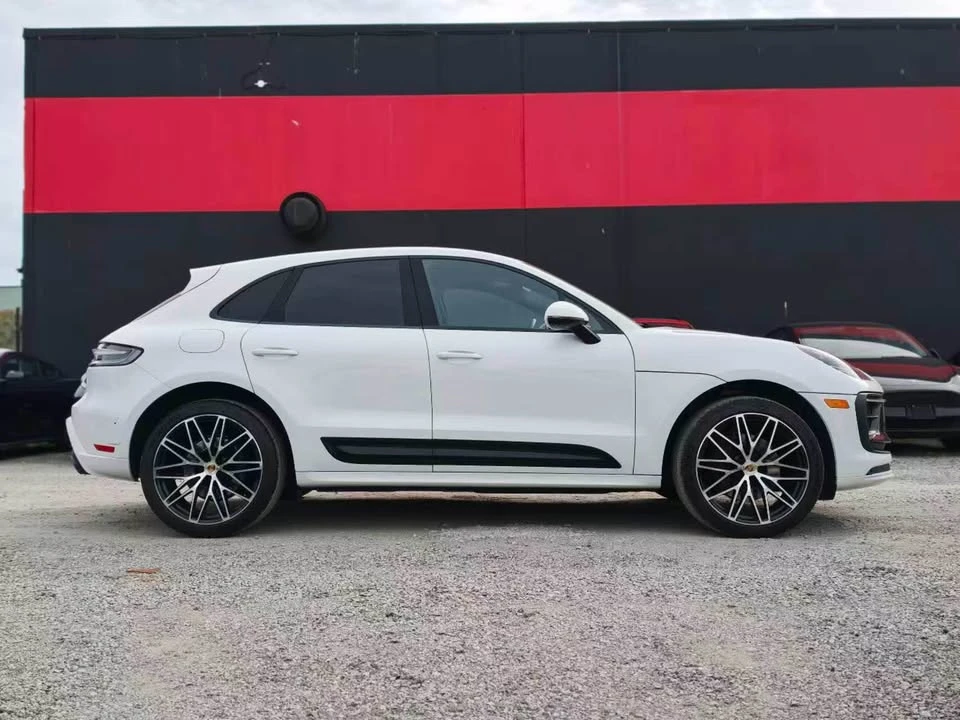 2023 Porsche Macan - Image 4 of 20