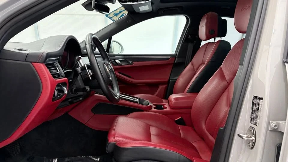 2023 Porsche Macan GTS - Image 16 of 20