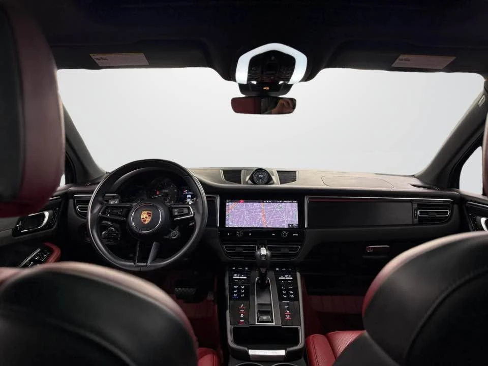 2023 Porsche Macan - Image 10 of 18