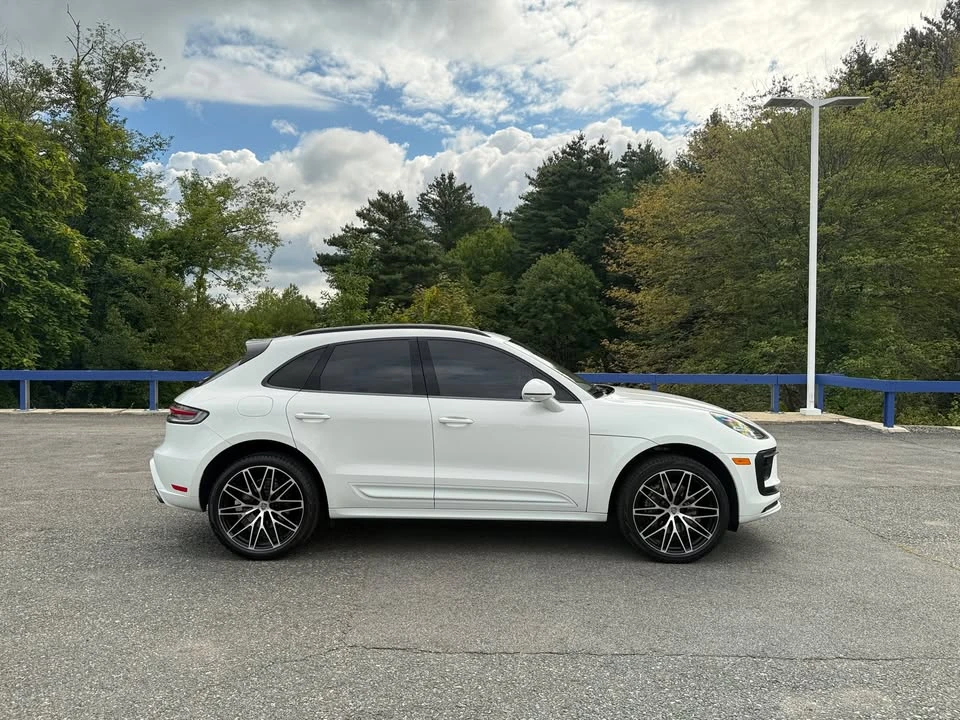 2023 Porsche Macan T - Image 7 of 20
